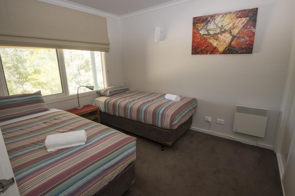 The Lakes Beachfront Holiday Park Lake Tyers Beach Buitenkant foto