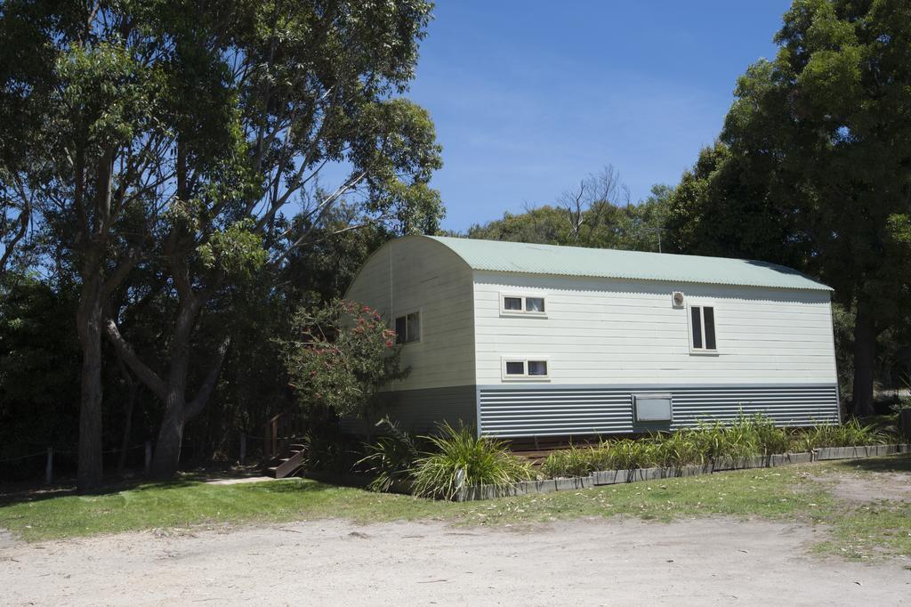 The Lakes Beachfront Holiday Park Lake Tyers Beach Buitenkant foto