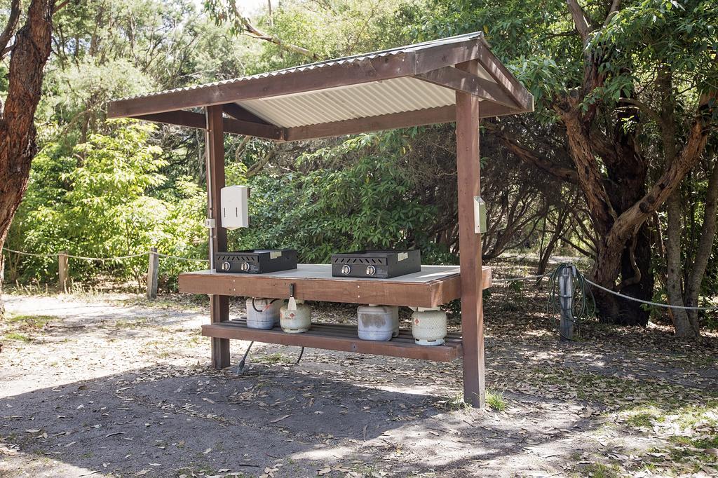 The Lakes Beachfront Holiday Park Lake Tyers Beach Buitenkant foto